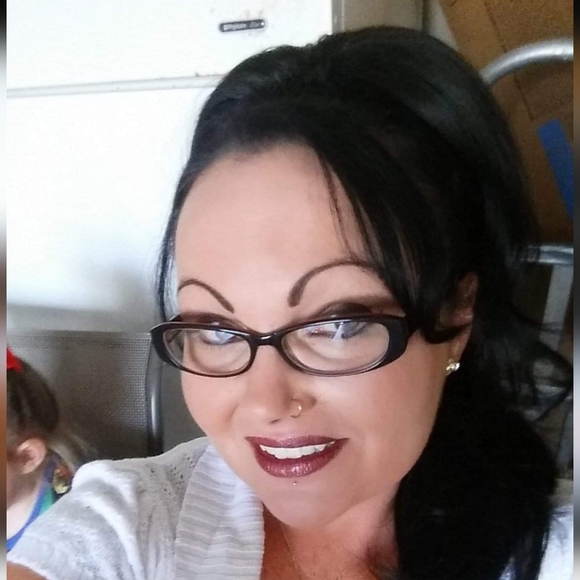 Meet your Posher, Sarah - Picture 9 of 9